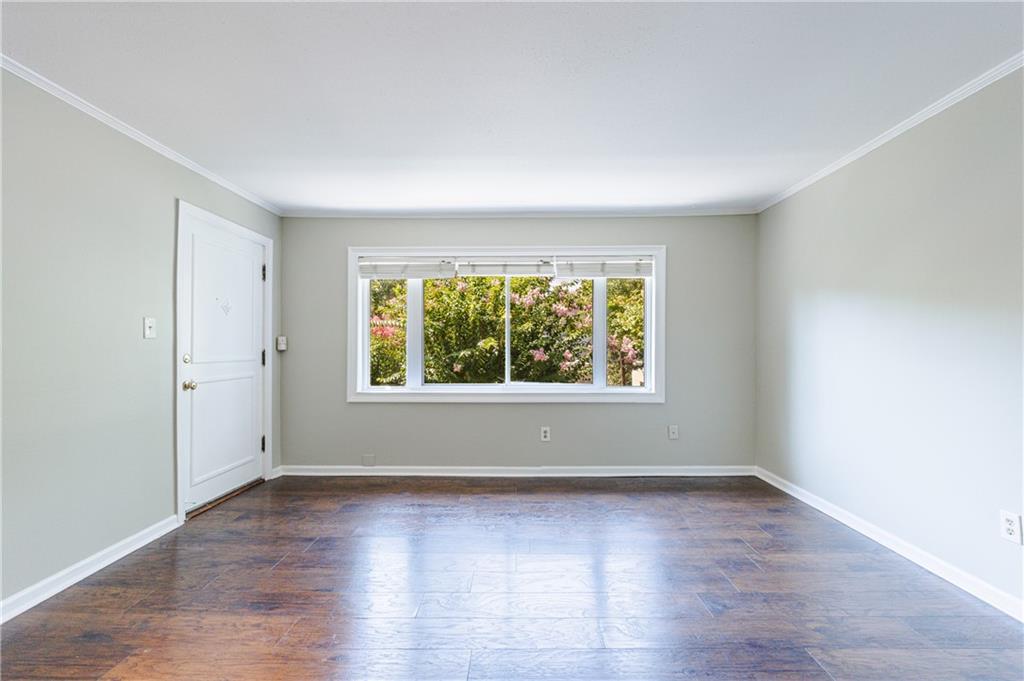 101 Ardmore Place NW Unit 3