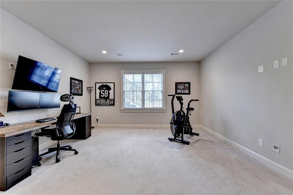 1807 Falling Sky Court NE