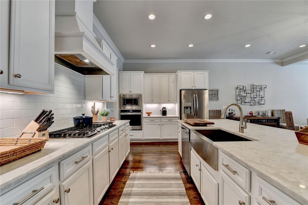 1807 Falling Sky Court NE