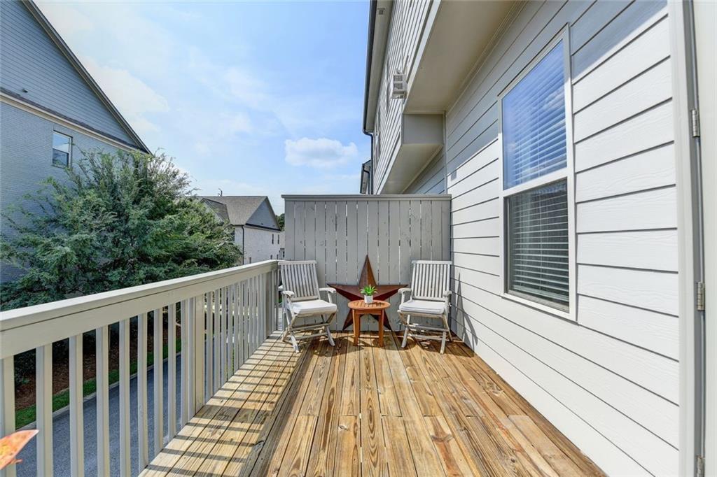 1807 Falling Sky Court NE