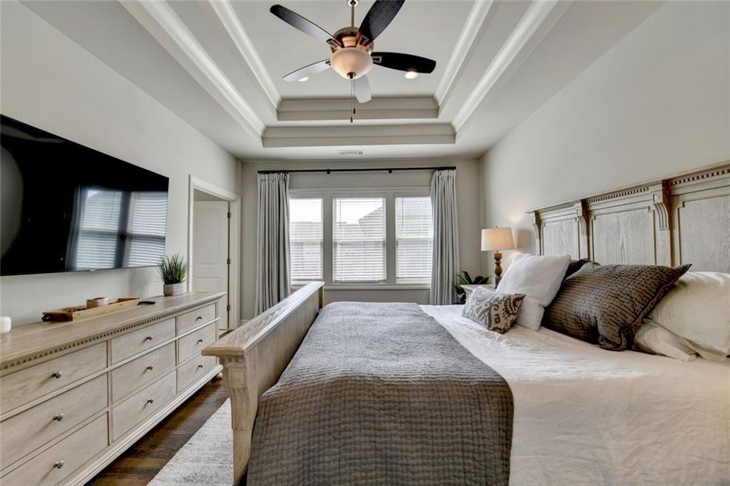 1807 Falling Sky Court NE