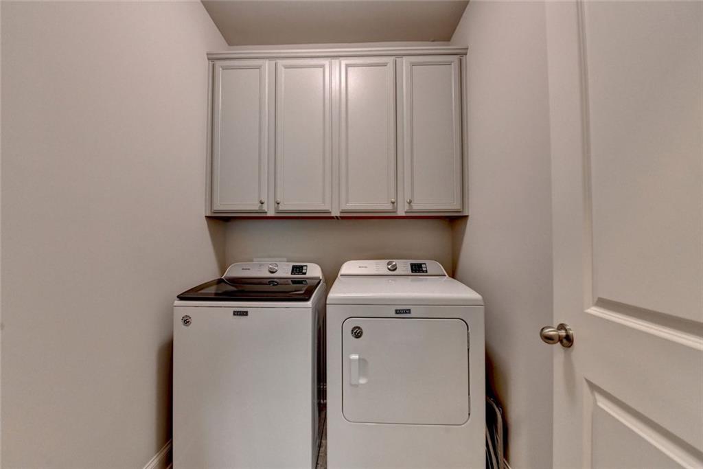 1807 Falling Sky Court NE