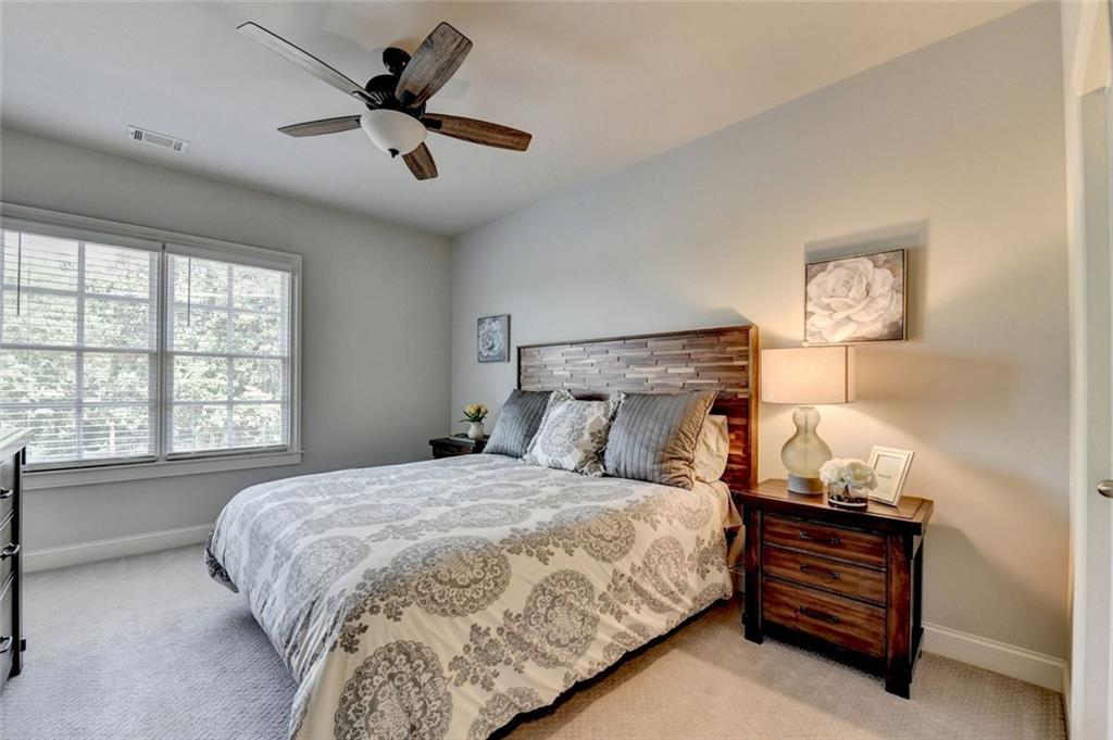 1807 Falling Sky Court NE