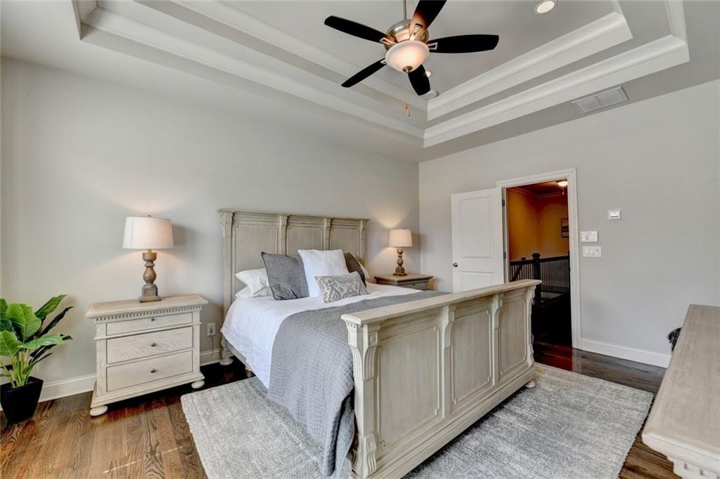 1807 Falling Sky Court NE