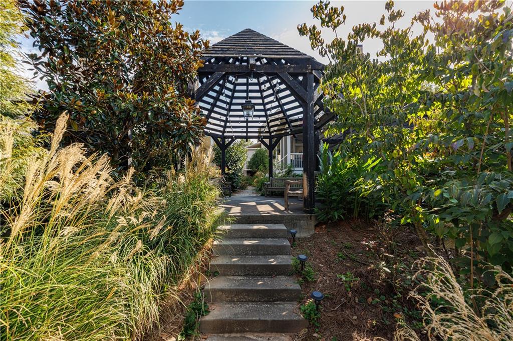 1015 Loliver Lane