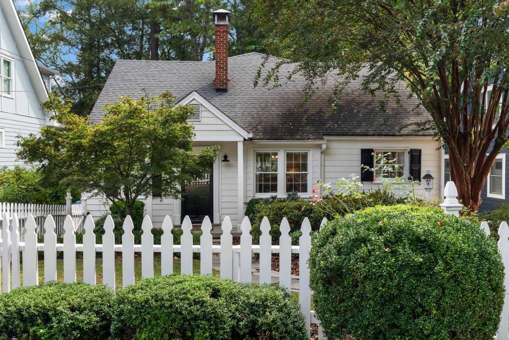 2255 Fairhaven Circle NE