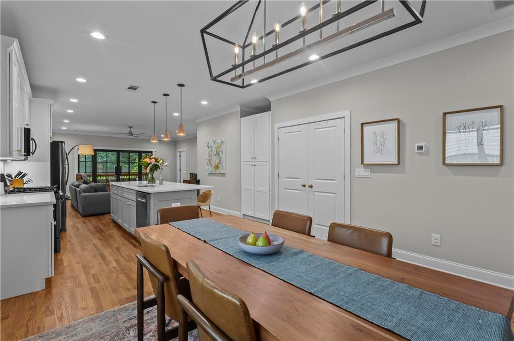 321 Sisson Avenue NE