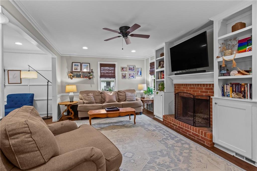 2872 Suffolk Court