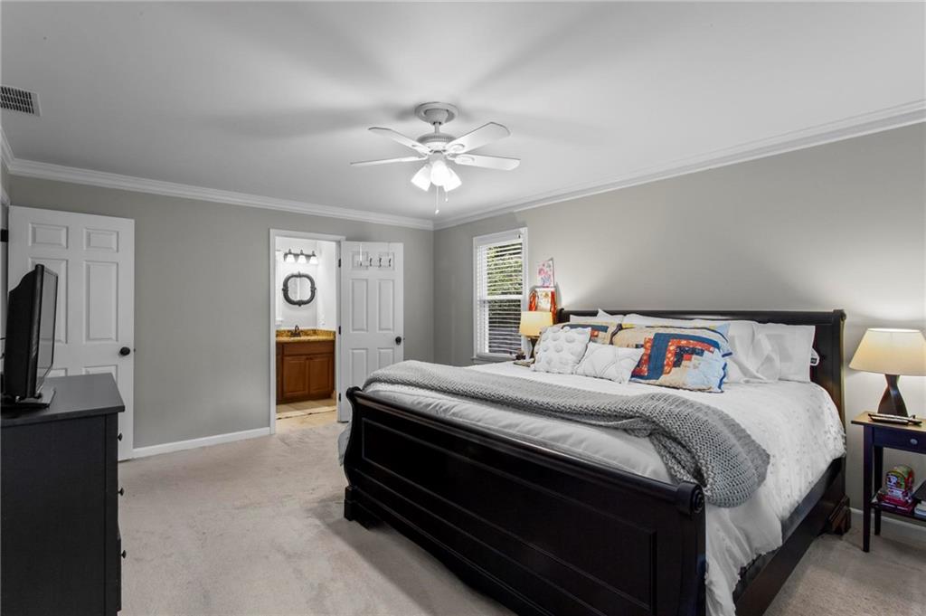 2872 Suffolk Court