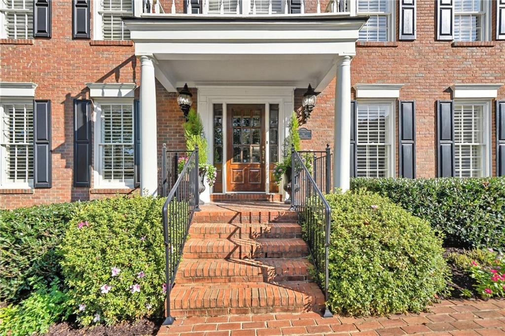 575 Fourth Fairway Drive