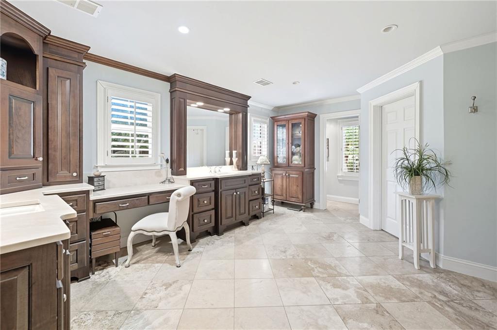 575 Fourth Fairway Drive