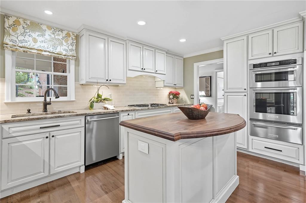 575 Fourth Fairway Drive