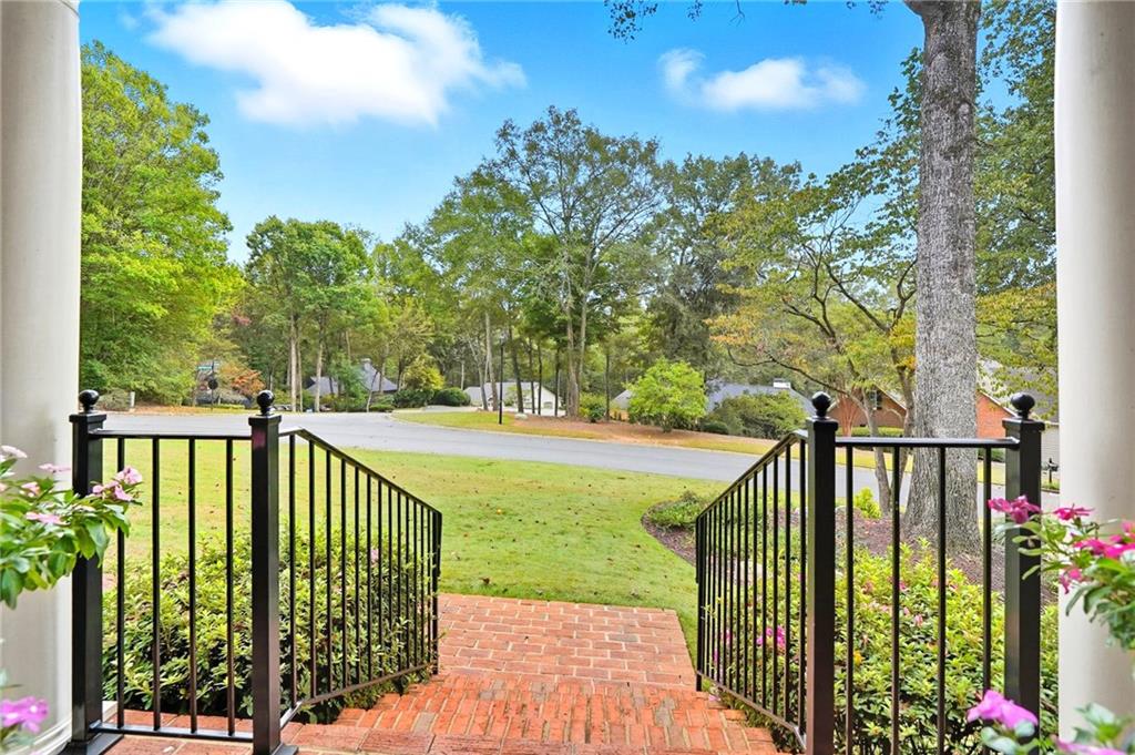 575 Fourth Fairway Drive