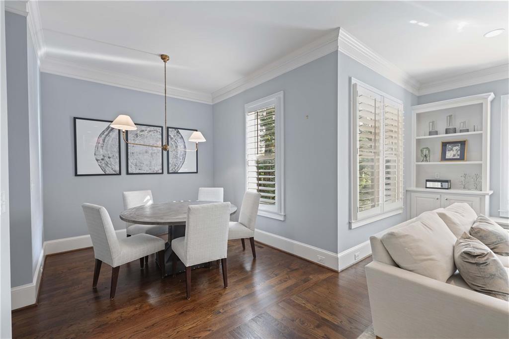 1365 Fernwood Circle NE