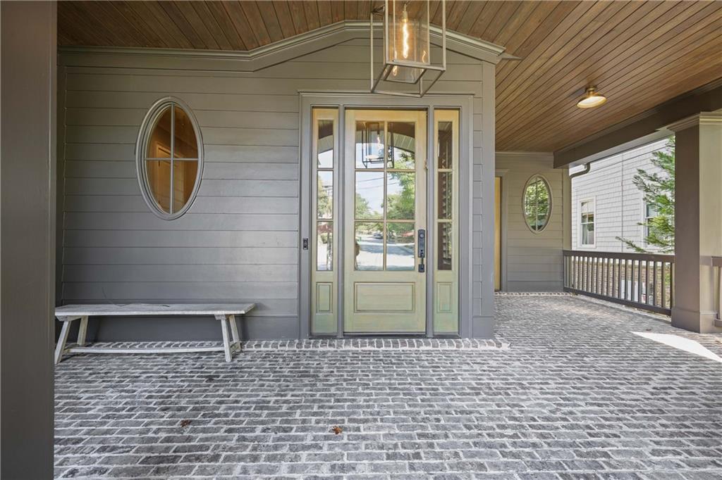 1365 Fernwood Circle NE