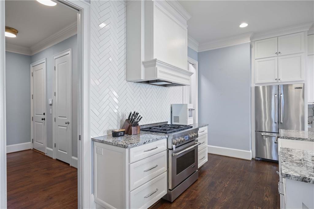 1365 Fernwood Circle NE