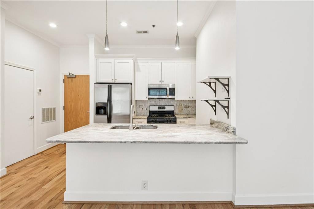 384 Ralph Mcgill Boulevard NE Unit 105