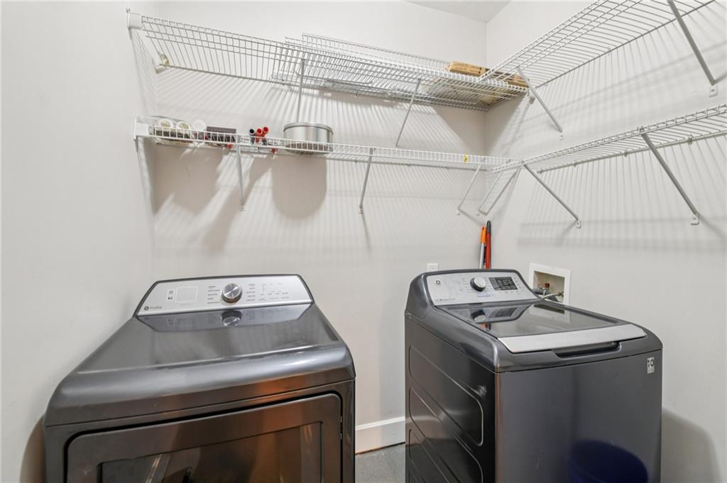 384 Ralph Mcgill Boulevard NE Unit 105