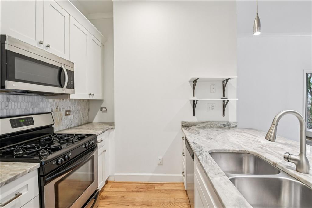 384 Ralph Mcgill Boulevard NE Unit 105
