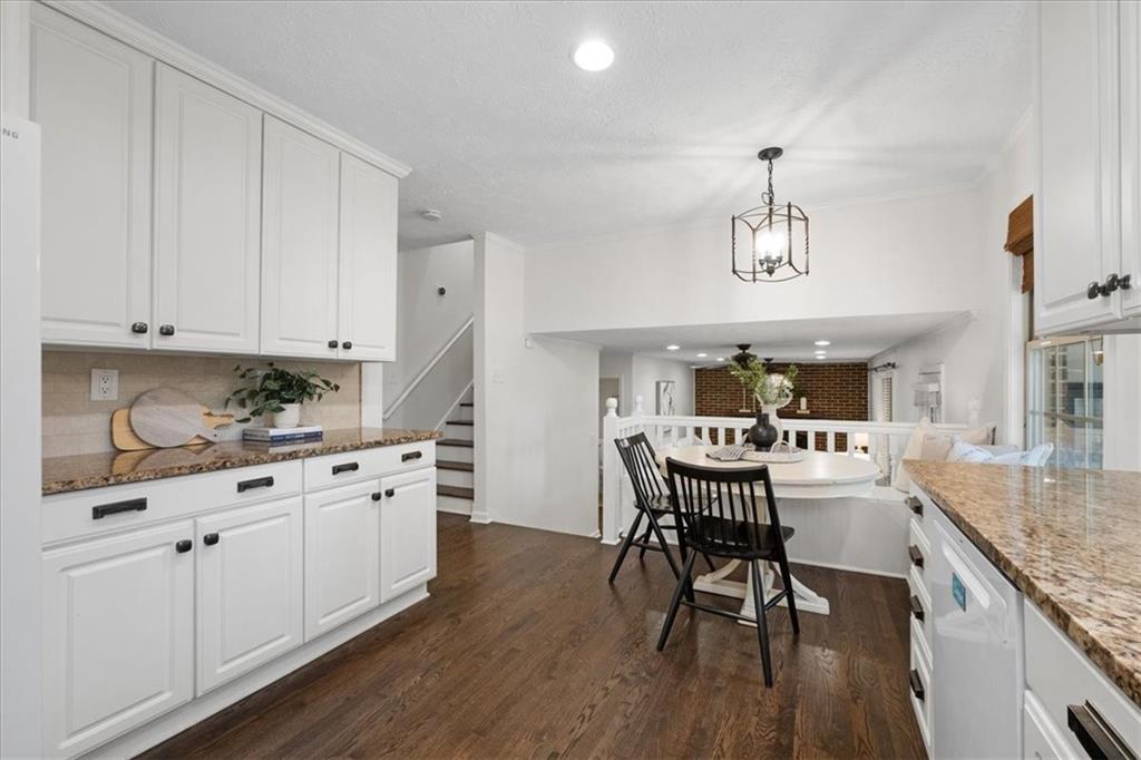 1280 Sanden Ferry Drive