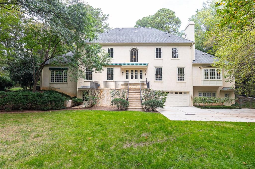 170 W Paces Ferry Road NW