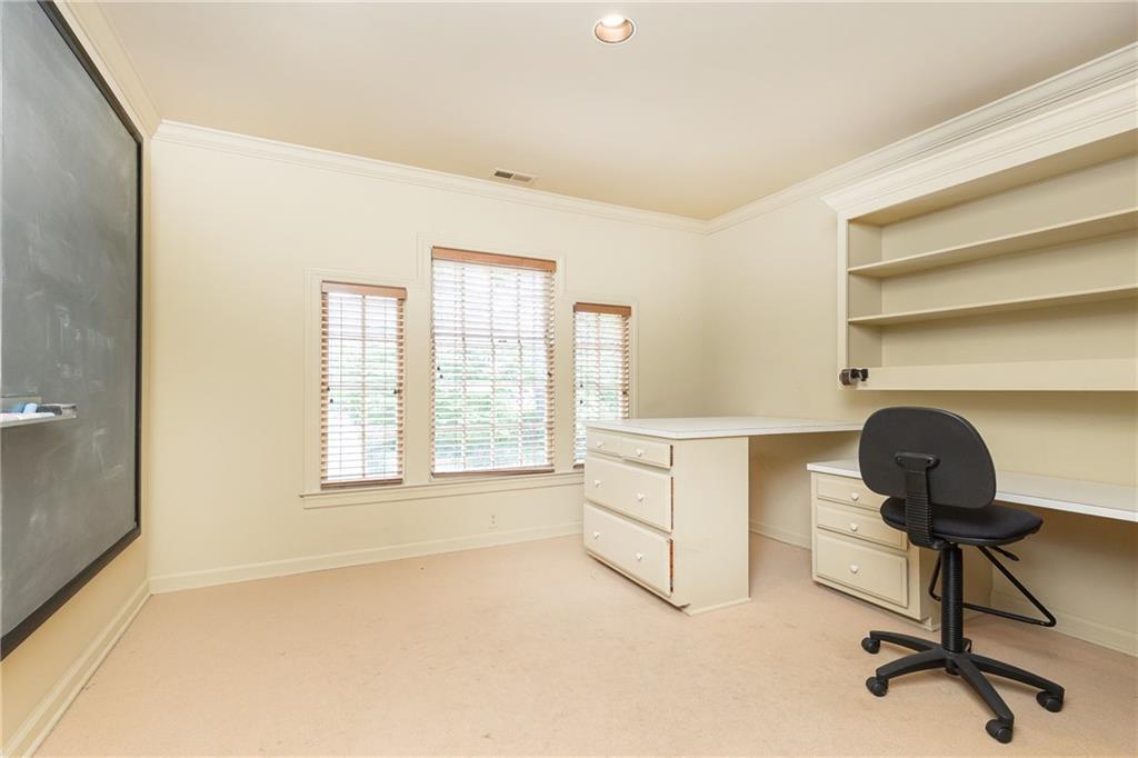 170 W Paces Ferry Road NW