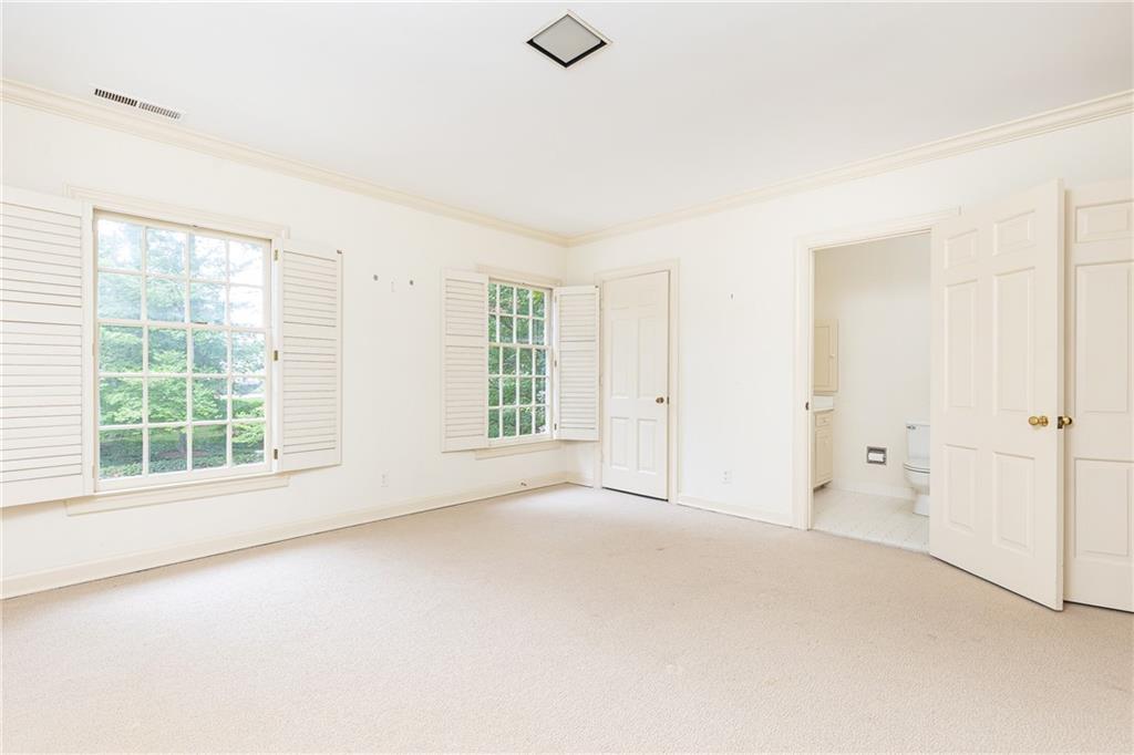 170 W Paces Ferry Road NW