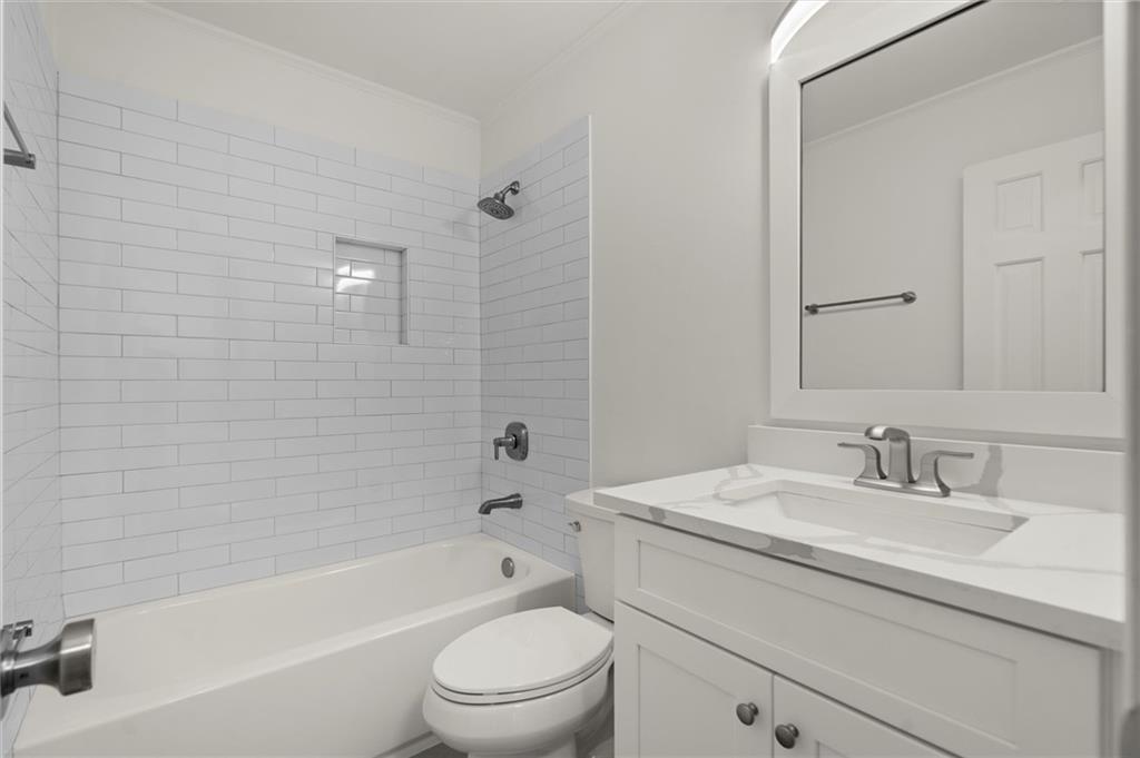 3070 Branford Court NE