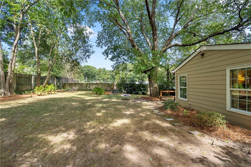 2870 Strathmoor Road SE