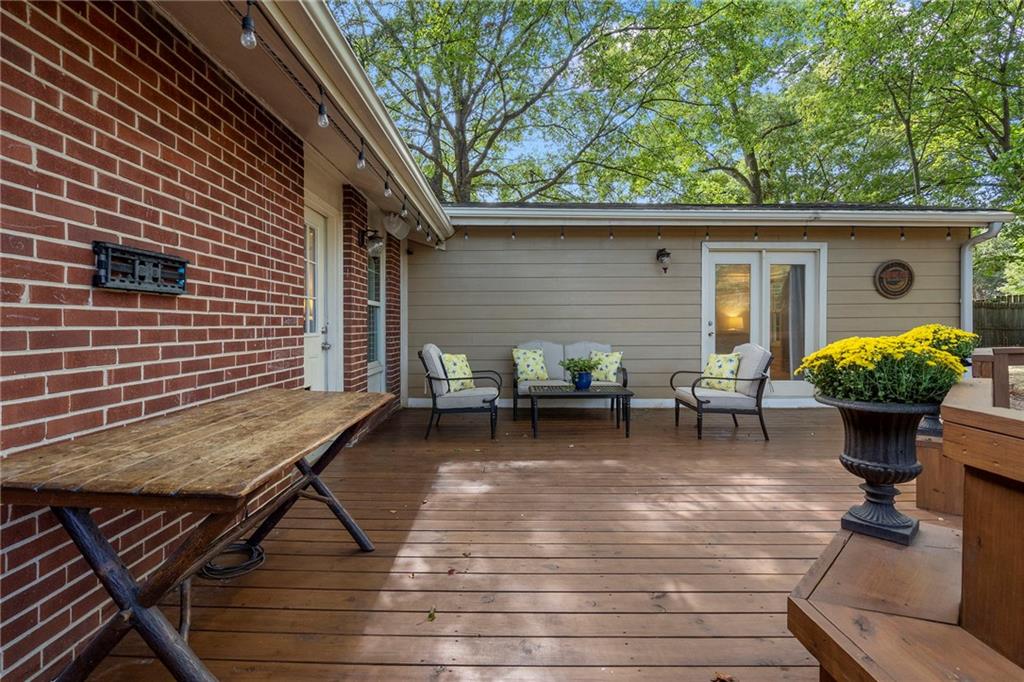 2870 Strathmoor Road SE