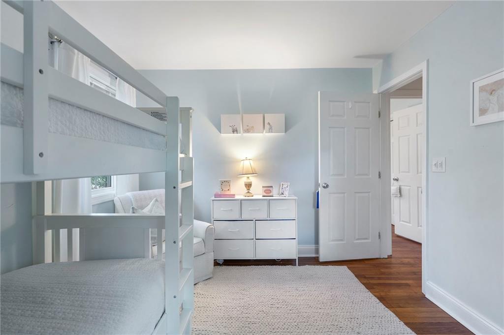 2870 Strathmoor Road SE