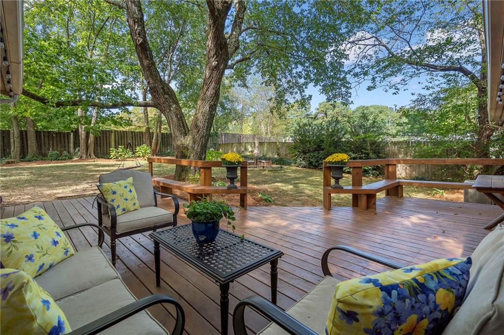 2870 Strathmoor Road SE