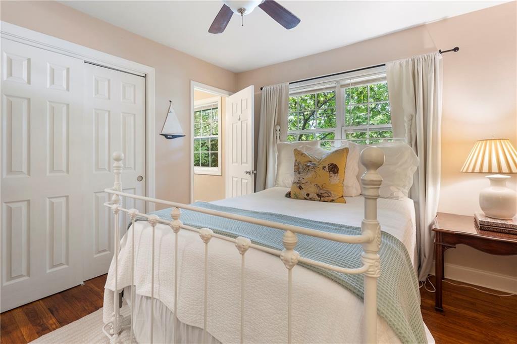 2870 Strathmoor Road SE