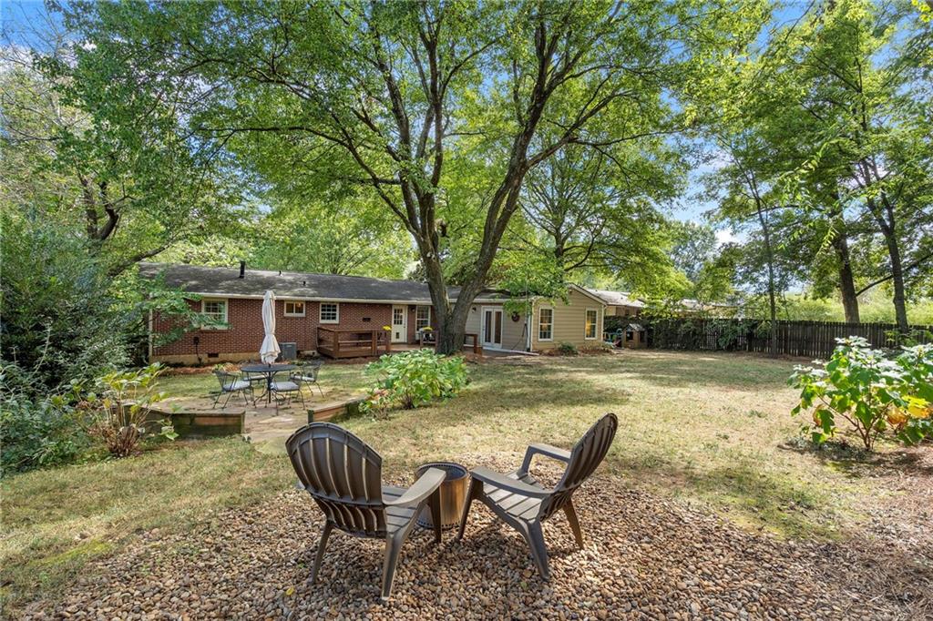 2870 Strathmoor Road SE