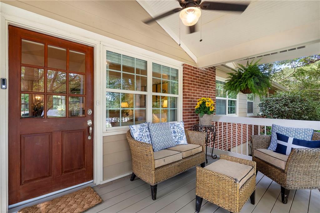 2870 Strathmoor Road SE