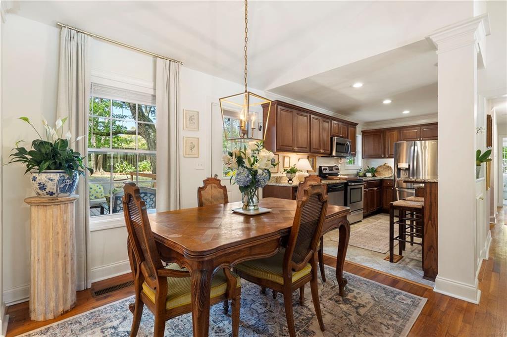 2870 Strathmoor Road SE