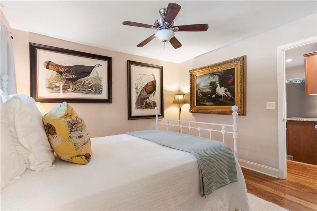 2870 Strathmoor Road SE