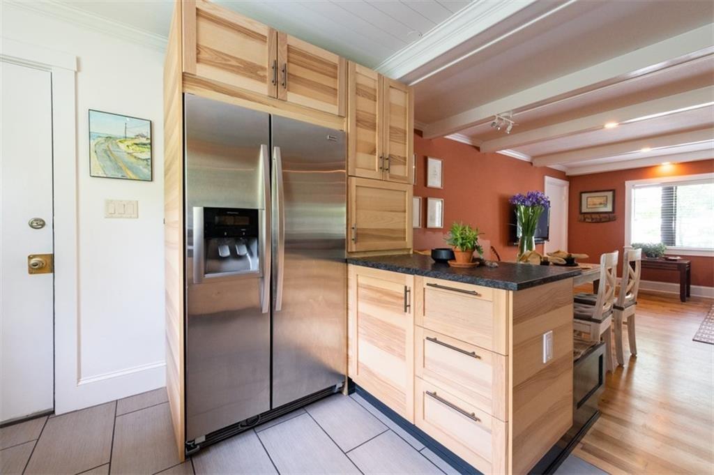 106 Ardmore Place NW Unit 3