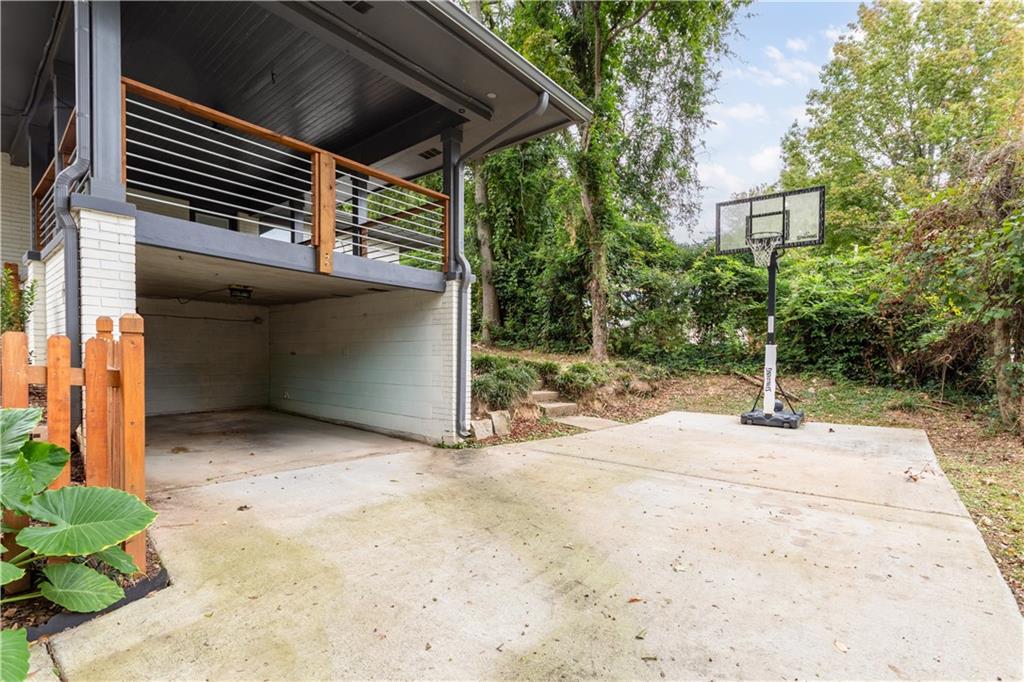 1261 Calhoun Terrace SW