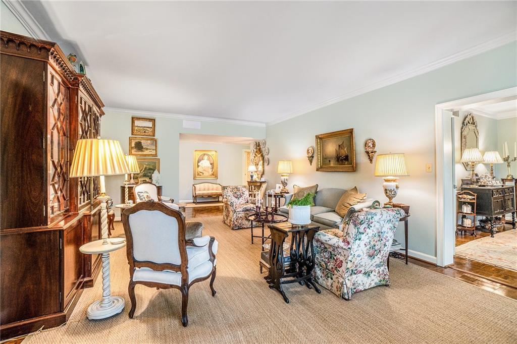2769 Peachtree Road NE Unit 6