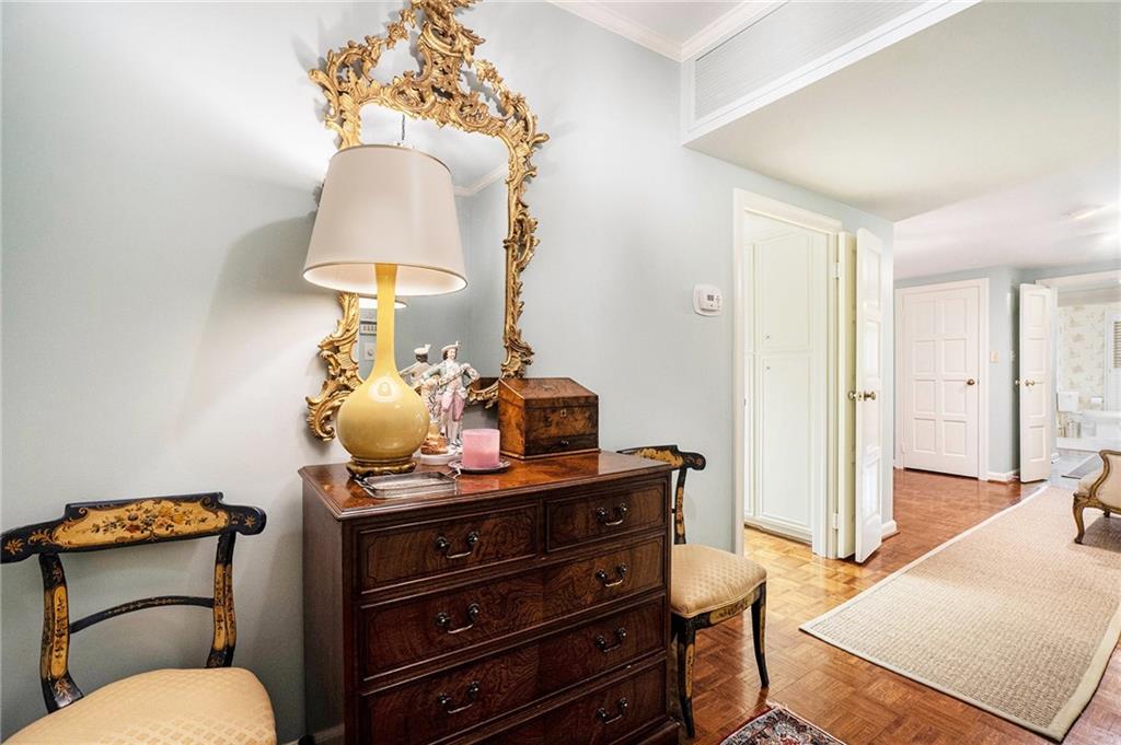 2769 Peachtree Road NE Unit 6