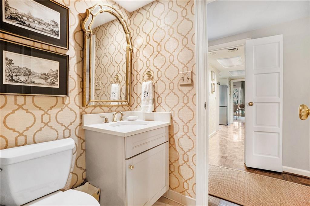 2769 Peachtree Road NE Unit 6