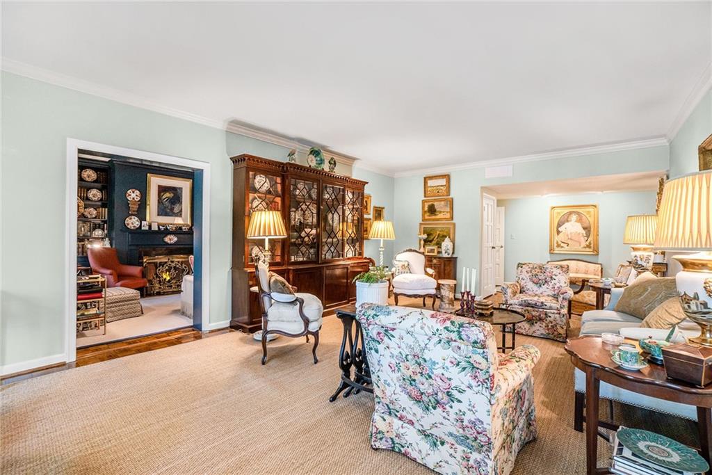 2769 Peachtree Road NE Unit 6