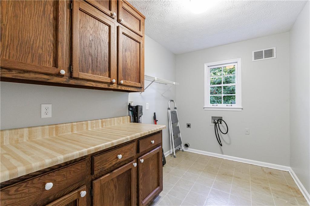 525 Wickerberry Lane