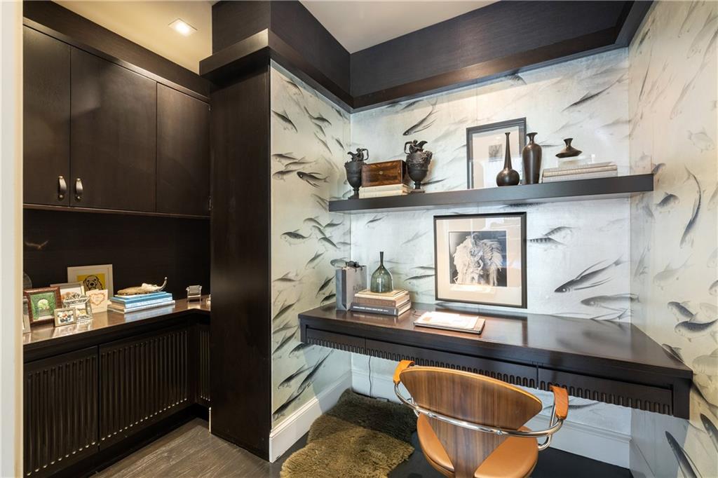 2660 Peachtree Road NW Unit 4H