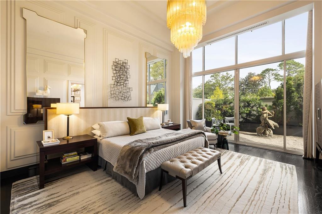 2660 Peachtree Road NW Unit 4H