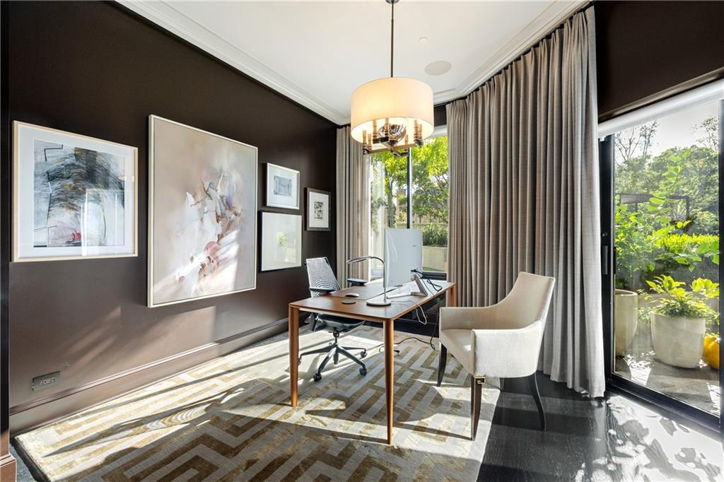 2660 Peachtree Road NW Unit 4H