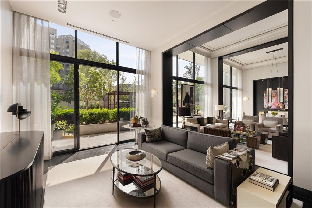 2660 Peachtree Road NW Unit 4H