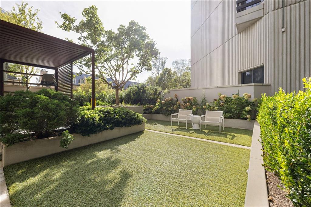 2660 Peachtree Road NW Unit 4H