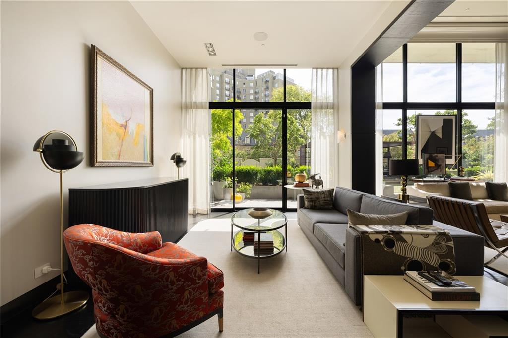 2660 Peachtree Road NW Unit 4H